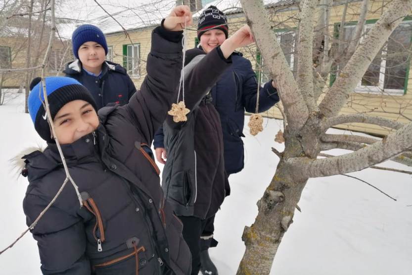 Вы сейчас просматриваете Социально значимая акция РОДО «Новое поколение»  «Птичку жалко»